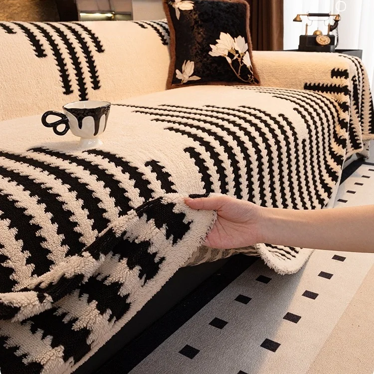Thicken Warm Jacquard Tuffed Fleece Sofa Towel for Living Room