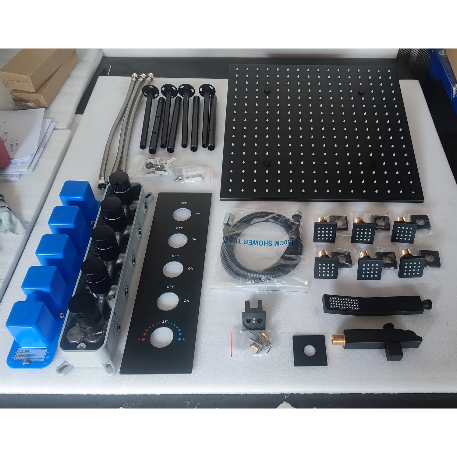 Luxury 16/20 Inch 400/500mm Rainfall Mist Spray LED Shower Head Set BATHROOM ACCESSORIES Ships From : China Mainland Luxury 16/20 Inch 400/500mm Rainfall Mist Spray LED Shower Head Set BATHROOM ACCESSORIES Ships From : China Mainland