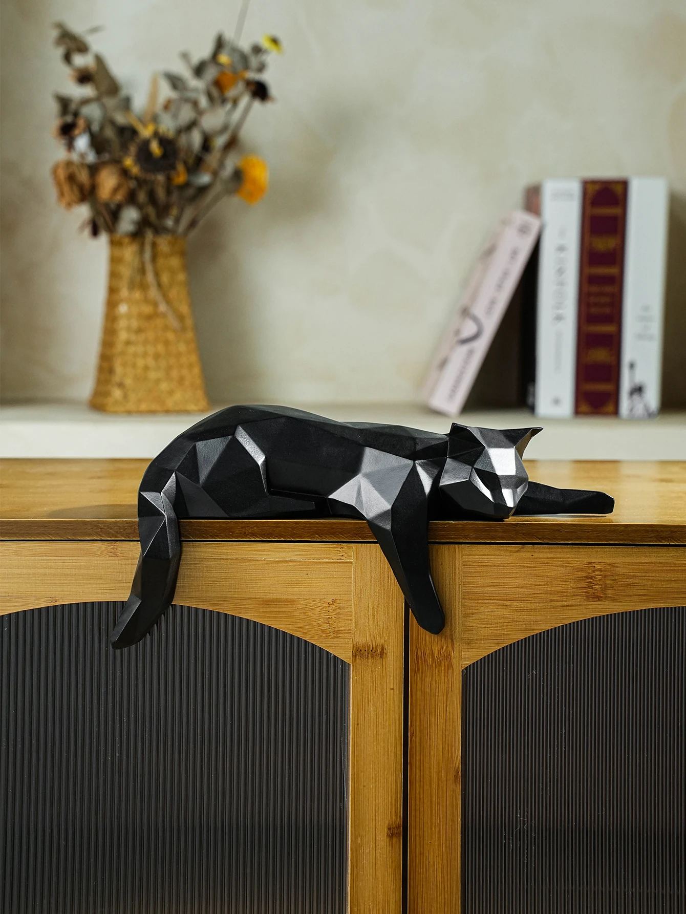 White Black Cat Statue - Geometric Modern Room Decor White Black Cat Statue - Geometric Modern Room Decor