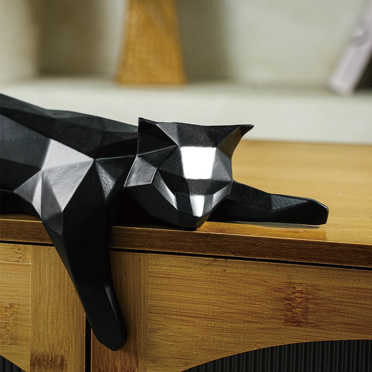White Black Cat Statue – Geometric Modern Room Decor FIGURINES & MINIATURES Color : White|Black White Black Cat Statue - Geometric Modern Room Decor FIGURINES & MINIATURES Color : White|Black