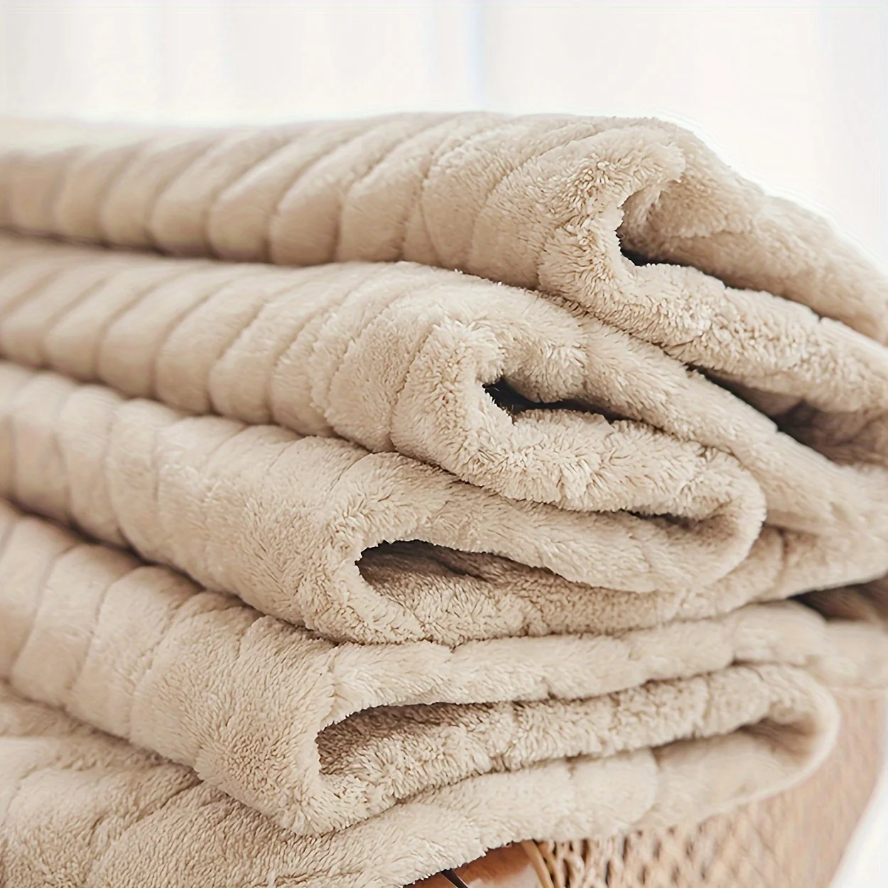 1Pc Thick Blackout Curtains with Velvet Lining 1Pc Thick Blackout Curtains with Velvet Lining