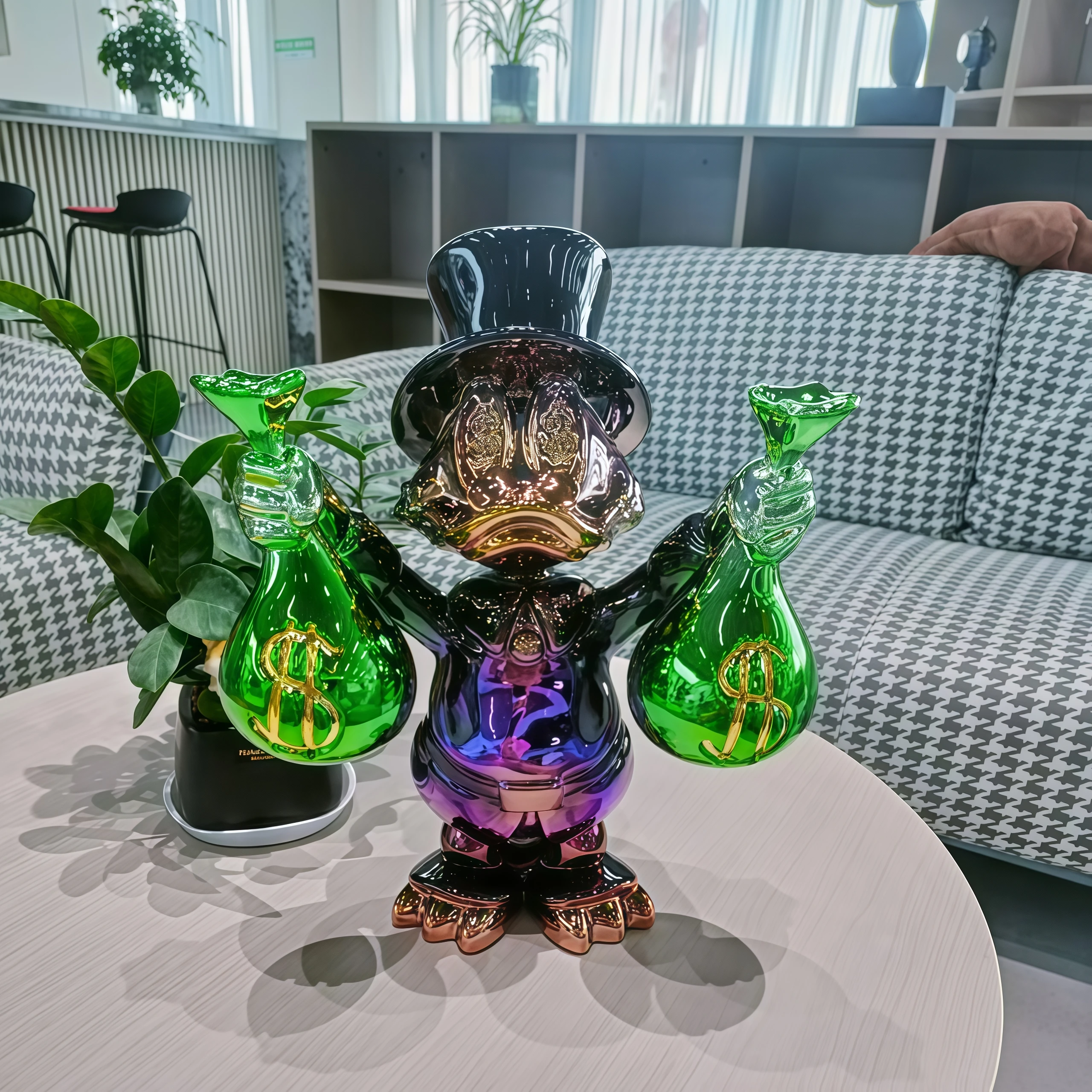 40cm Disney Money Bag Donald Duck Statue