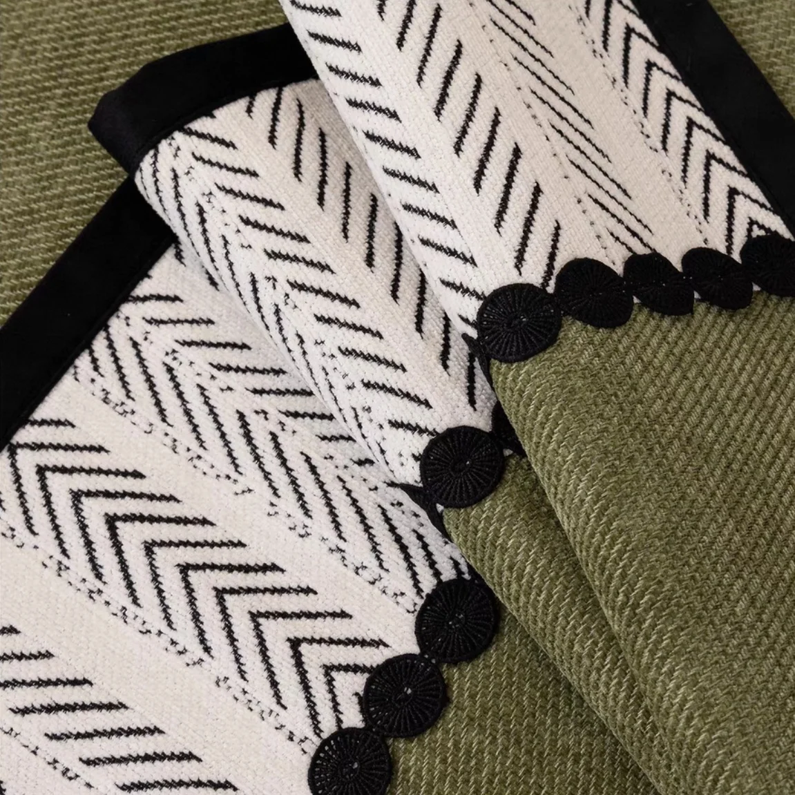 Contrast Hem Twill Chenille Sofa Cover for All Seasons Living Room