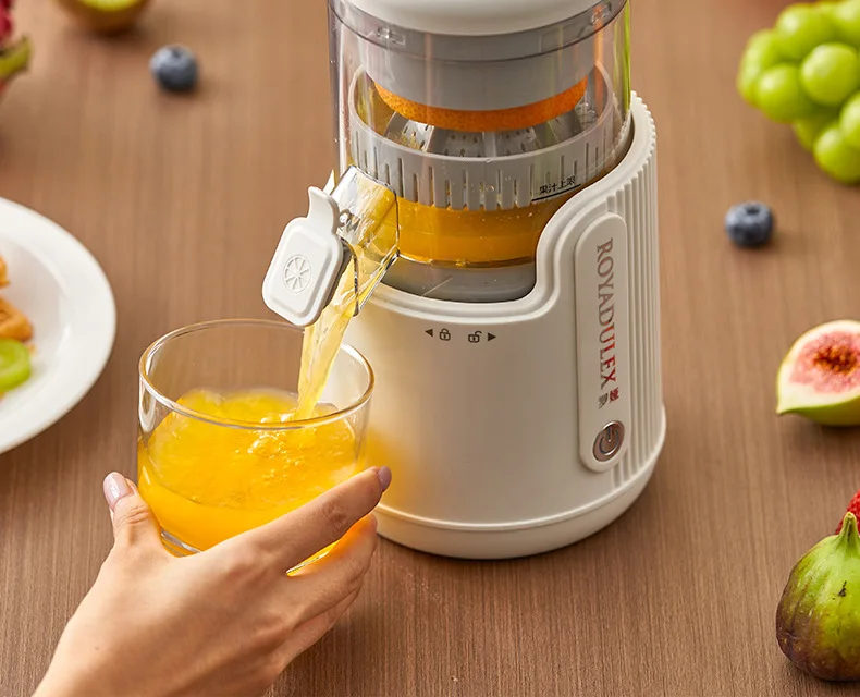 Large-Diameter Orange Juicer
