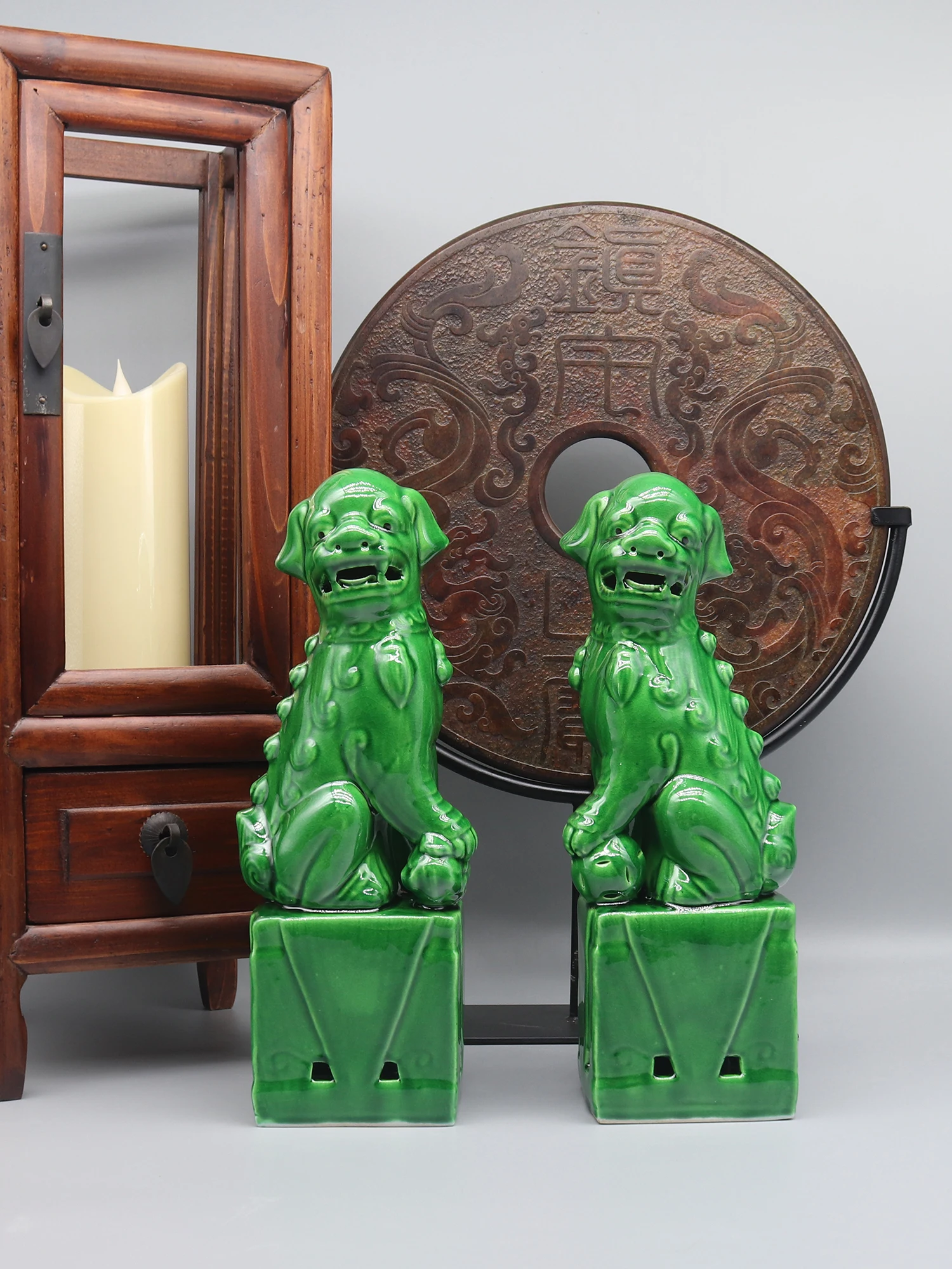 Pair of Foo Dogs Fu Dogs Buddha Dogs Pair of Foo Dogs Fu Dogs Buddha Dogs