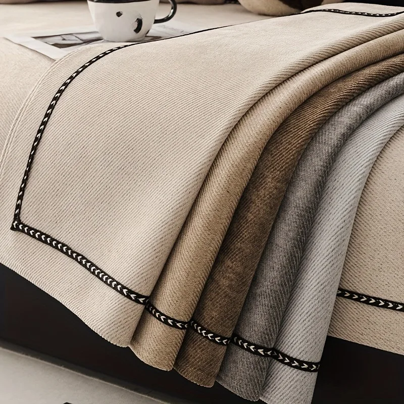 Vintage-Style Chenille Sofa Slipcover Universal Non-Slip Vintage-Style Chenille Sofa Slipcover Universal Non-Slip