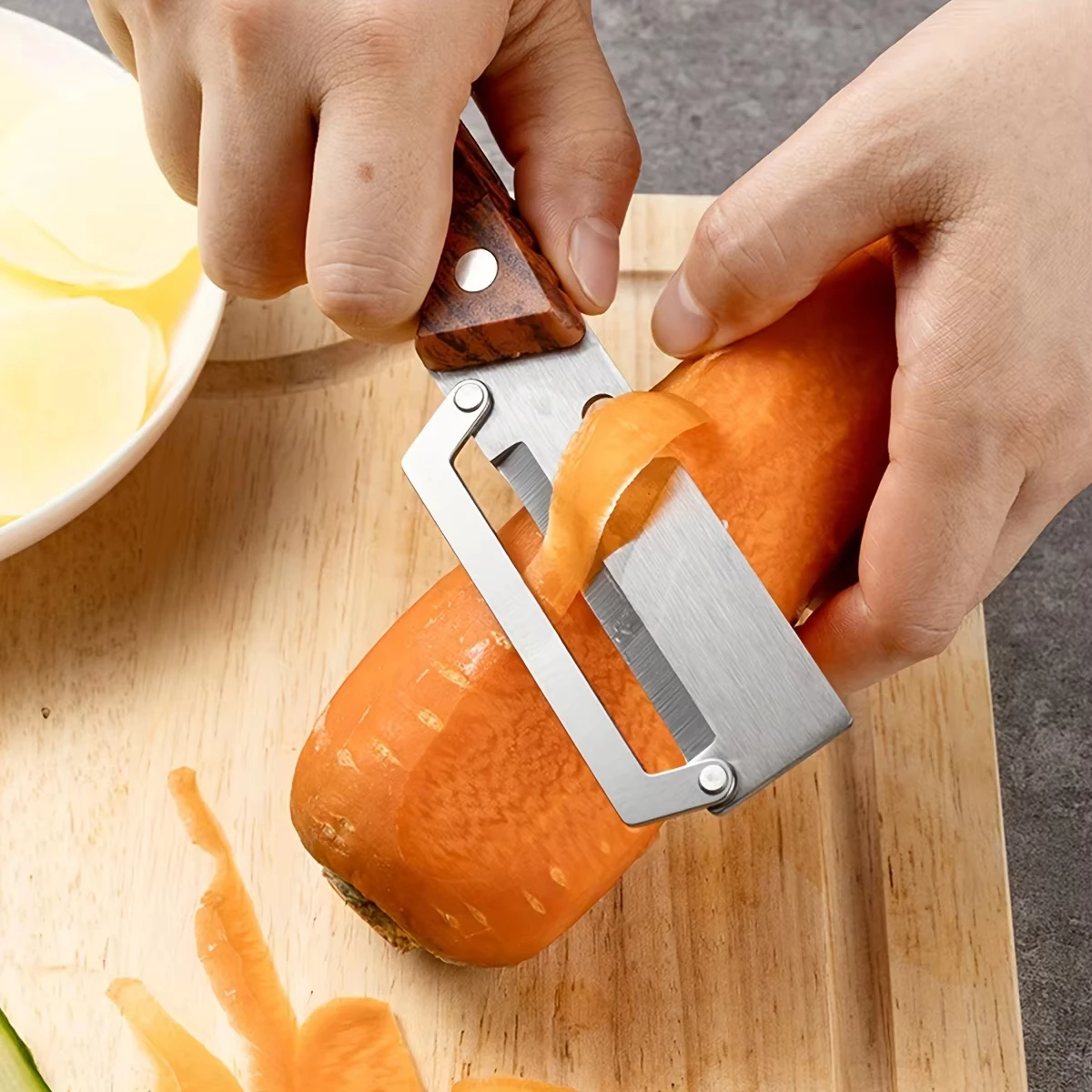 Stainless Steel Peeler with Wooden Handle for Peeling Slicing Fruits Vegetables Stainless Steel Peeler with Wooden Handle for Peeling Slicing Fruits Vegetables