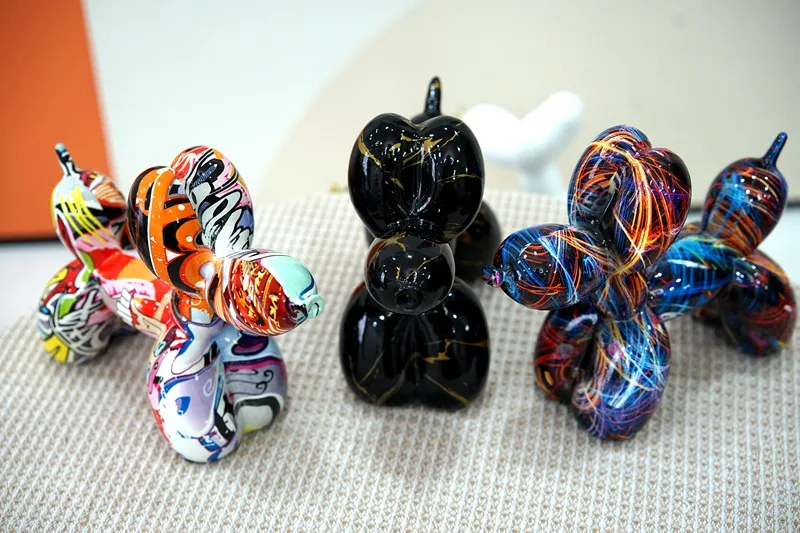 Graffiti Balloon Dog Sculpture Black White Puppy Figurines