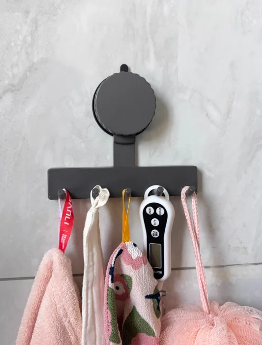 Strong Load-Bearing No Punching Suction Cup Hook Bathroom Wall Mounted Door Hanging Clothes Rack Clothes and Towel Racks