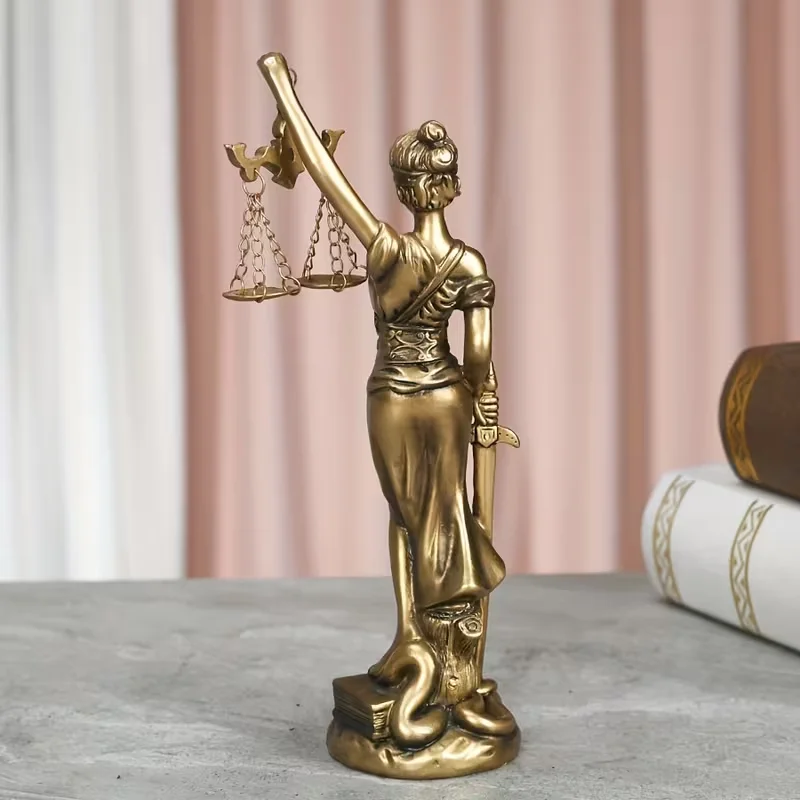 Creative Retro Round bottom Justice Goddess Statue Lawyer Office Ornament Gifts Home Living room Sculpture Desk Decor Creative Retro Round bottom Justice Goddess Statue Lawyer Office Ornament Gifts Home Living room Sculpture Desk Decor