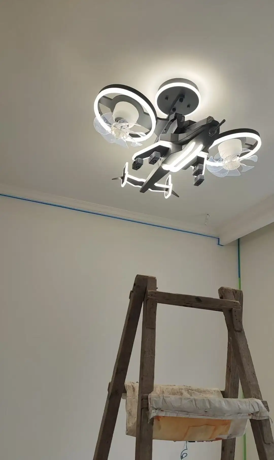 Airplane Fan Light Children's Room Boys' Bedroom Modern LED Light With Remote Control With Lighting Combat Helicopter Fan Light Airplane Fan Light Children's Room Boys' Bedroom Modern LED Light With Remote Control With Lighting Combat Helicopter Fan Light